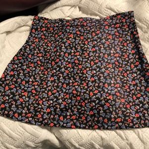 Floral printed mini skirt